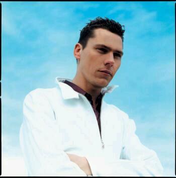                              Dj Tiesto